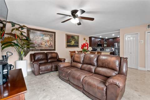 15680 SW 82nd Cir Ln 8-8, Miami FL - photo 17 of 42