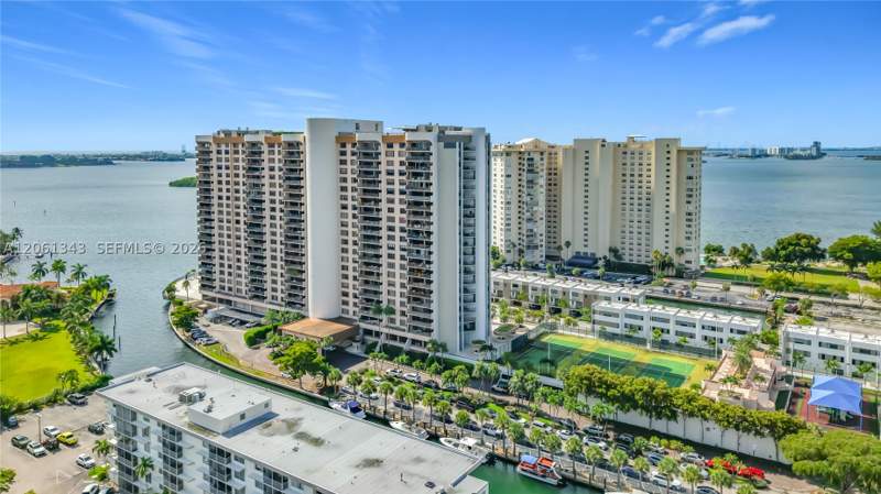 2 bedroom Condominium at 1800 NE 114th St 1508, Cricket Club Condo, Miami — photo 4