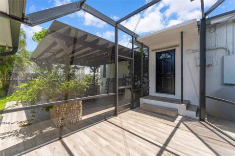 1575 SW 15th St, Miami FL - photo 13 of 27