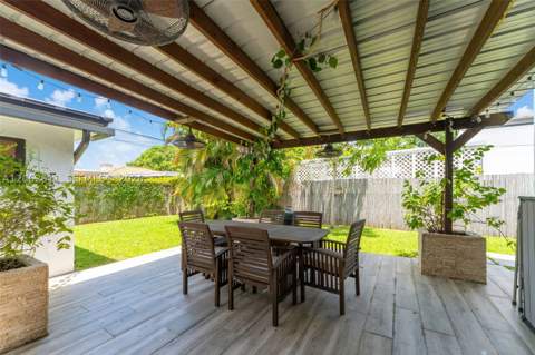 1575 SW 15th St, Miami FL - photo 17 of 27