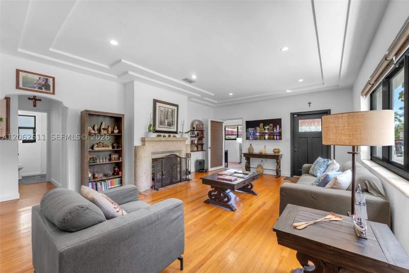 3 bedroom SingleFamilyResidence at 1575 SW 15th St, Seville, Miami — photo 5