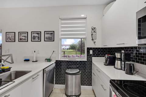 12960 NW 22nd Place, Miami FL - photo 16 of 53
