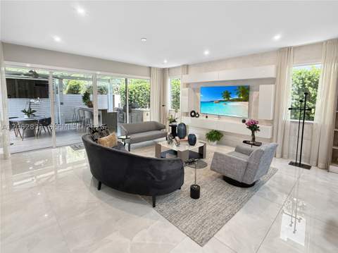 7447 NW 97th Ct, Doral FL - photo 15 of 38