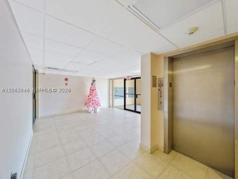 7921 Byron Ave 404, Miami Beach FL - photo 7 of 47