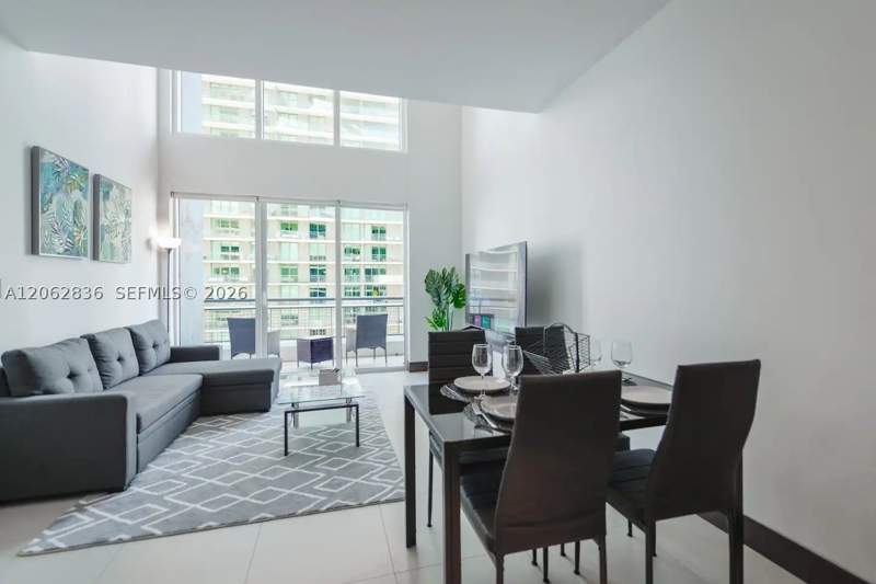 1 bedroom Condominium at 60 SW 13th St 3814, Infinity At Brickell Cond, Miami — photo 4