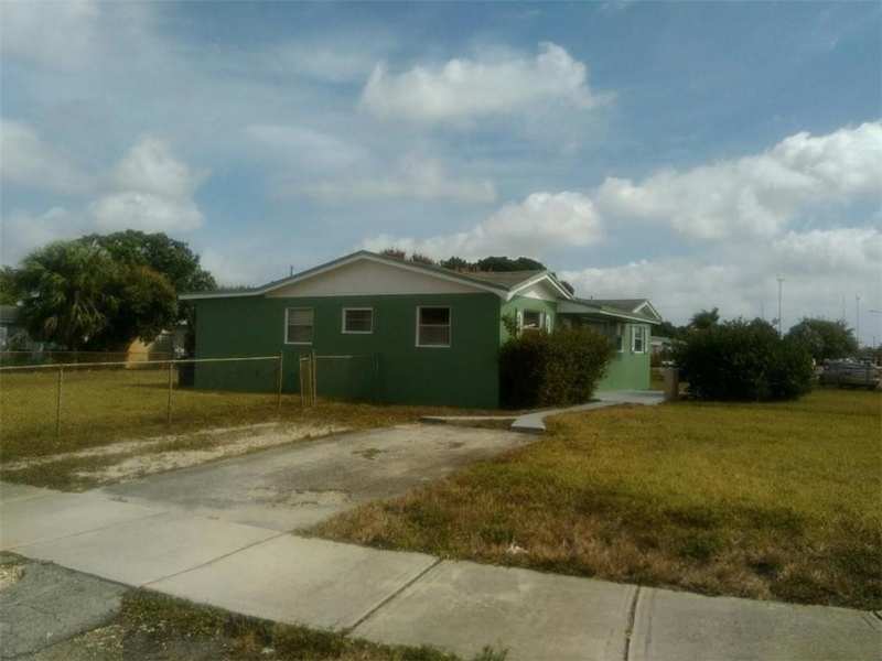 4 bedroom SingleFamilyResidence at 2951 NW 208th Terrace, Liberty Homes Estates Sec, Miami Gardens — photo 1