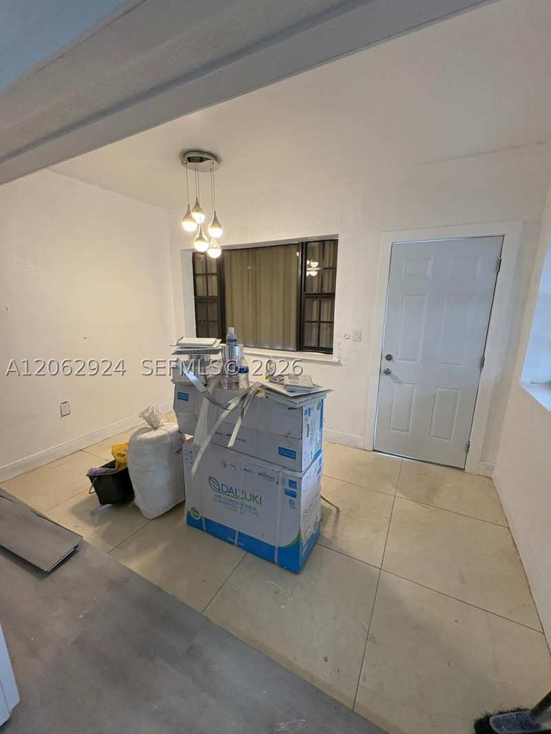 2 bedroom SingleFamilyResidence at 2531 NW 88th St, Rev Pl Of Ports Of Oxford, Miami — photo 1