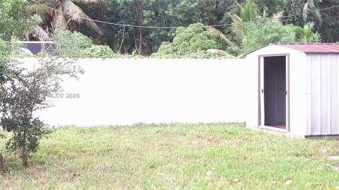2531 NW 88th St, Miami FL - photo 13 of 17