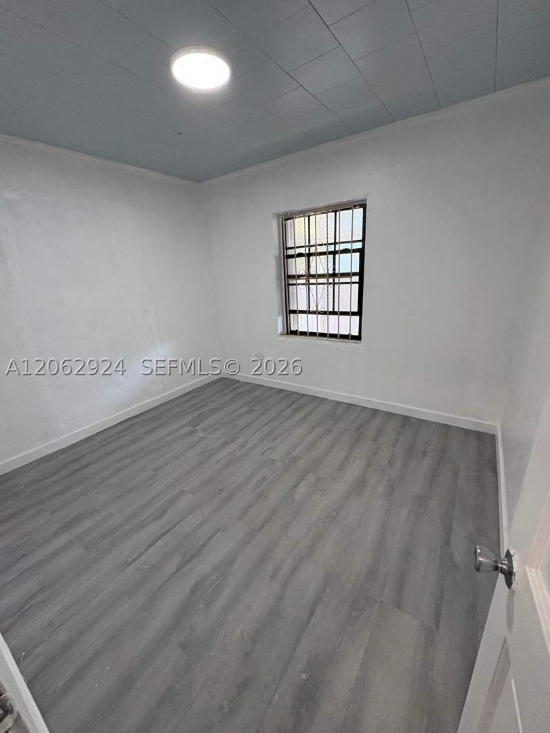 2 bedroom SingleFamilyResidence at 2531 NW 88th St, Rev Pl Of Ports Of Oxford, Miami — photo 5