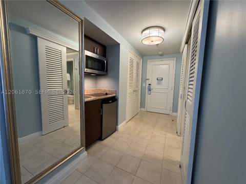 455 Grand Bay Dr 717, Key Biscayne FL - photo 16 of 31