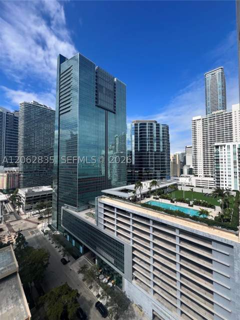 170 SE 14th St 2007, Miami FL - photo 18 of 28