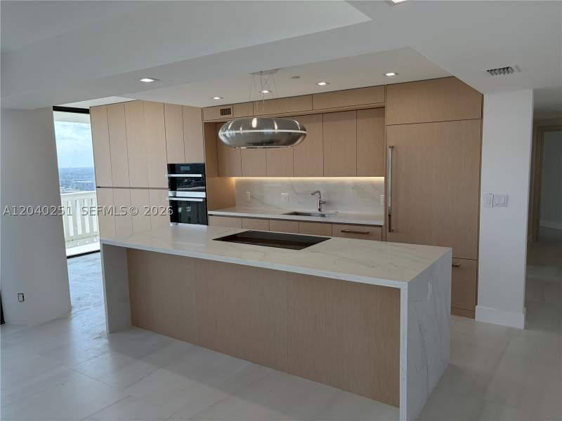 3 bedroom Condominium at 3000 Island Blvd 1902, 3000 Isl Blvd Williams Is, Aventura — photo 2