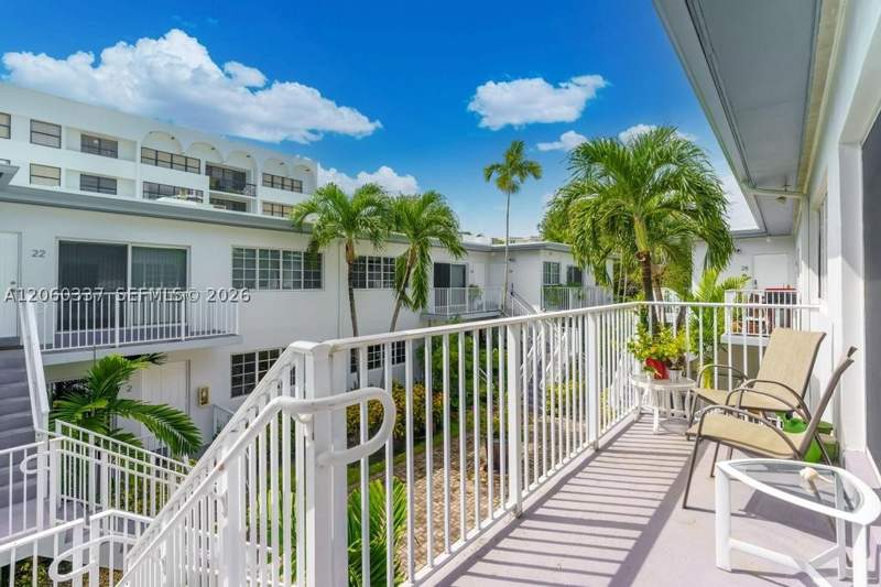 2 bedroom Condominium at 9280 Bay Harbor Ter 26, Southern Star Condo, Bay Harbor Islands — photo 2