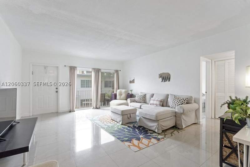 2 bedroom Condominium at 9280 Bay Harbor Ter 26, Southern Star Condo, Bay Harbor Islands — photo 3