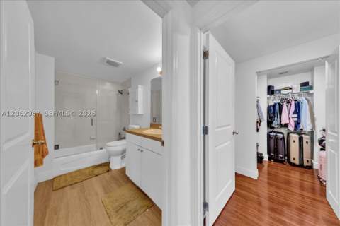 1250 S Miami Ave 2106, Miami FL - photo 15 of 28