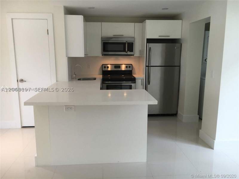 2 bedroom SingleFamilyResidence at 1620 Bay Rd, Lincoln Terrace Sub, Miami Beach — photo 4