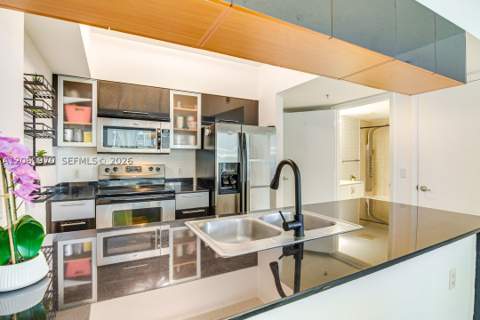 1750 N Bayshore Dr 1909, Miami FL - photo 10 of 31