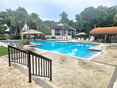 13904 SW 91st Ter 13904, Miami FL - photo 18 of 19