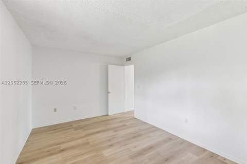 1900 W 68th St B203, Hialeah FL - photo 18 of 41