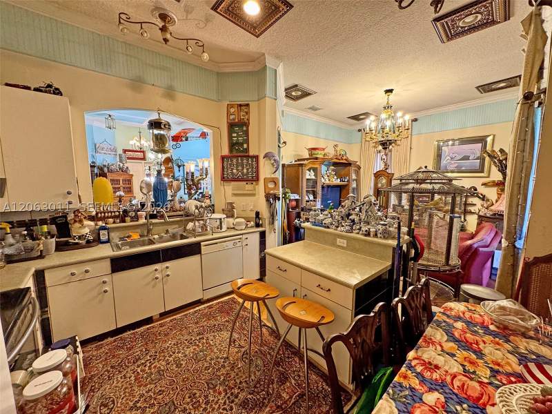 3 bedroom SingleFamilyResidence at 3457 NE 2nd St, Antigua At Oasis, Homestead — photo 3