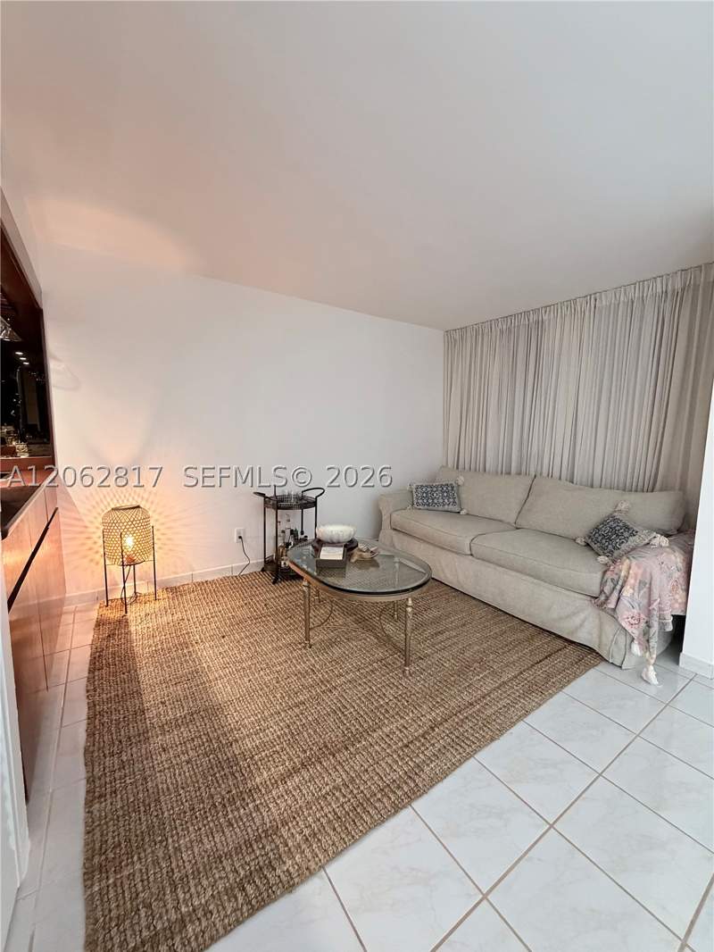 2 bedroom Condominium at 17000 NW 67th Ave 112, Country Lane Condo #1, Hialeah — photo 3