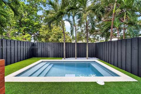 1034 SW 11th Ave, Miami FL - photo 15 of 31