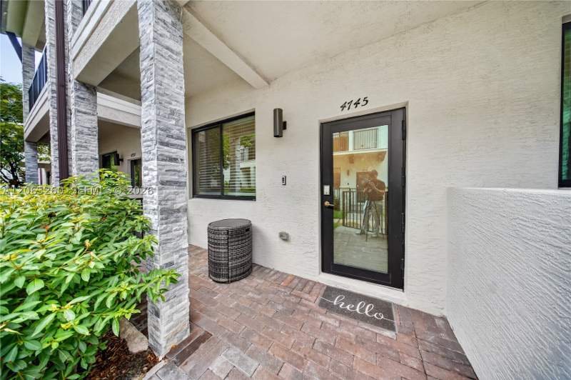 4 bedroom Townhouse at 4745 NW 83rd Pkwy, Downtown Doral South Phas, Doral — photo 3