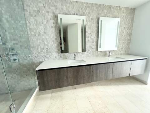 68 SE 6th St 3810, Miami FL - photo 18 of 34