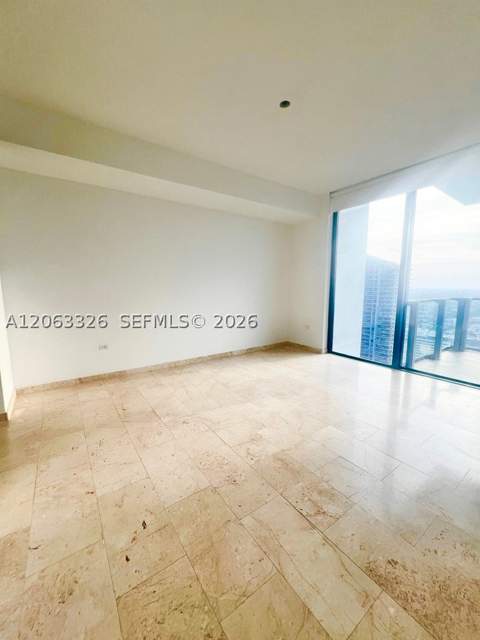 68 SE 6th St 3810, Miami FL - photo 9 of 34