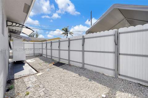 3280 NW 213th Ter, Miami Gardens FL - photo 7 of 27