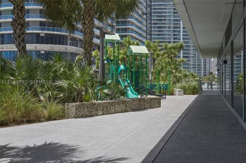 88 SW 7th St 2307, Miami FL - photo 10 of 57