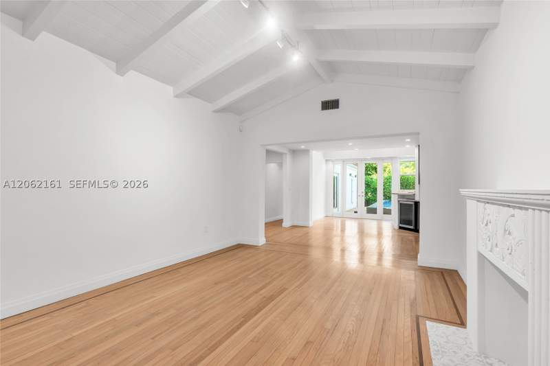4 bedroom SingleFamilyResidence at 776 NE 74th St, Belle Meade Of Mia Sec 1, Miami — photo 3