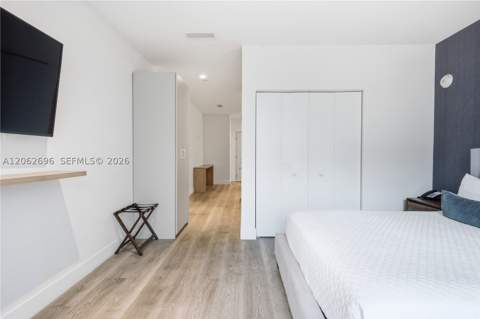 229 SW 9th St 405, Miami FL - photo 6 of 36