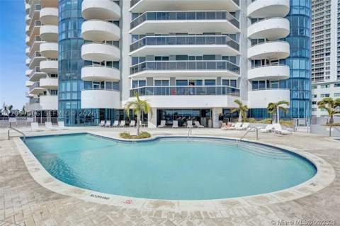 6301 Collins Ave 1504, Miami Beach FL - photo 24 of 35
