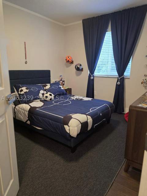 10797 NW 73rd Ter, Doral FL - photo 11 of 18