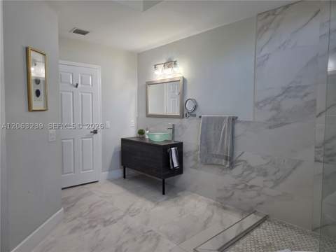 10797 NW 73rd Ter, Doral FL - photo 13 of 18