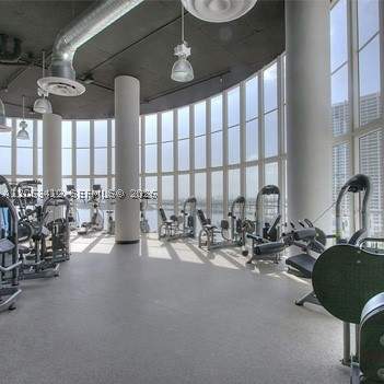 1800 N Bayshore Dr 3808, Miami FL - photo 18 of 21