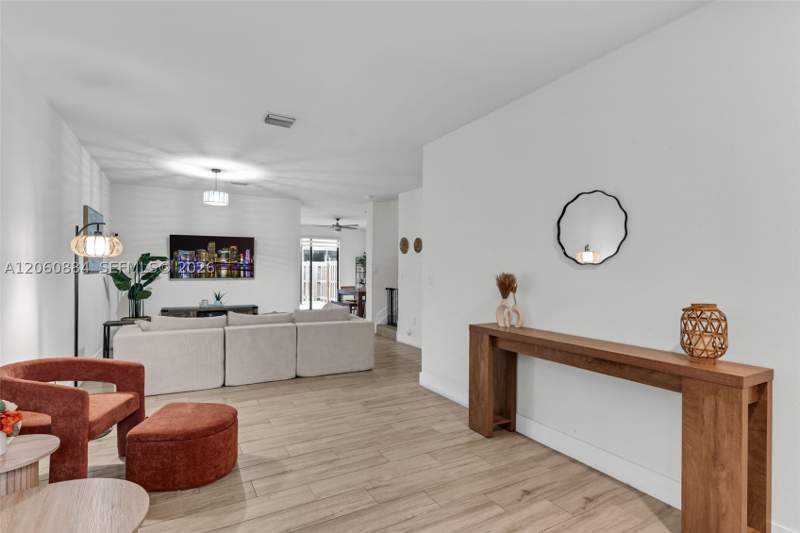 3 bedroom Townhouse at 11429 SW 253rd St, Coco Palm Estates, Homestead — photo 5