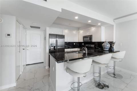 100 Bayview Dr 709, Sunny Isles Beach FL - photo 10 of 29