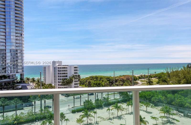 1 bedroom Condominium at 100 Bayview Dr 709, Arlen House East Condo, Sunny Isles Beach — photo 3