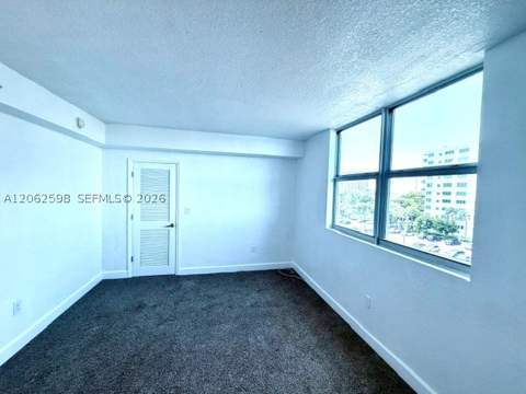 7501 E Treasure Dr 5H, North Bay Village FL - photo 11 of 20
