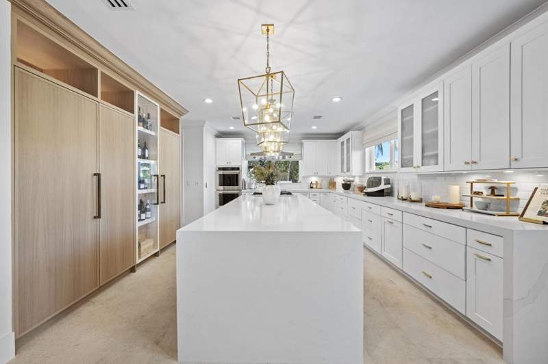 5 bedroom SingleFamilyResidence at 2765 Brickell Court, Villas De Vizcaya, Miami — photo 3