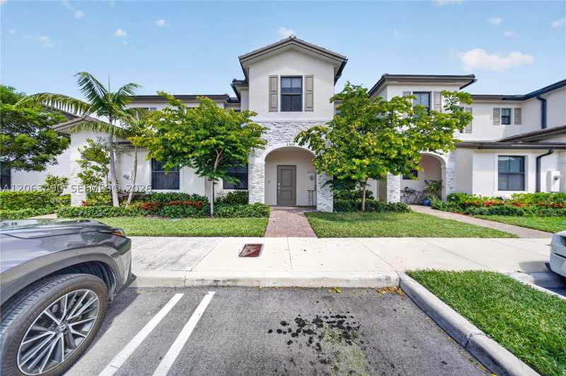 3 bedroom Townhouse at 23450 SW 127th Pl, Kendall Assemblage South, Homestead — photo 1