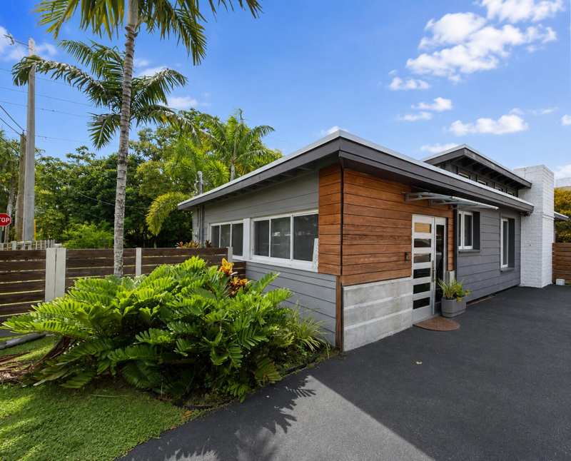 2 bedroom SingleFamilyResidence at 7830 SW 67th Avenue, West Larkin Park, South Miami — photo 1