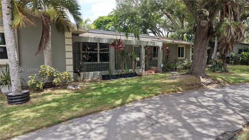 4 bedroom SingleFamilyResidence at 8331 SW 156th St, Southwood, Palmetto Bay — photo 1