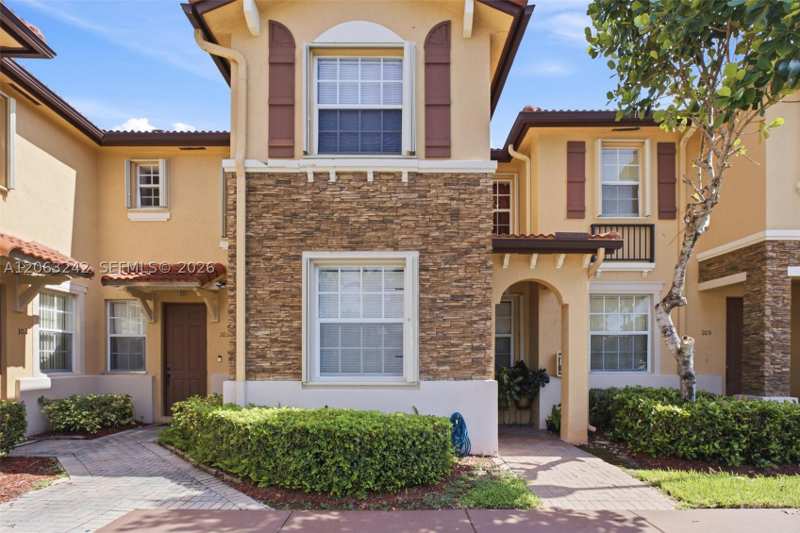 3 bedroom Condominium at 3365 NE 14th Dr 104-16, Villas At Carmel Condo No, Homestead — photo 1
