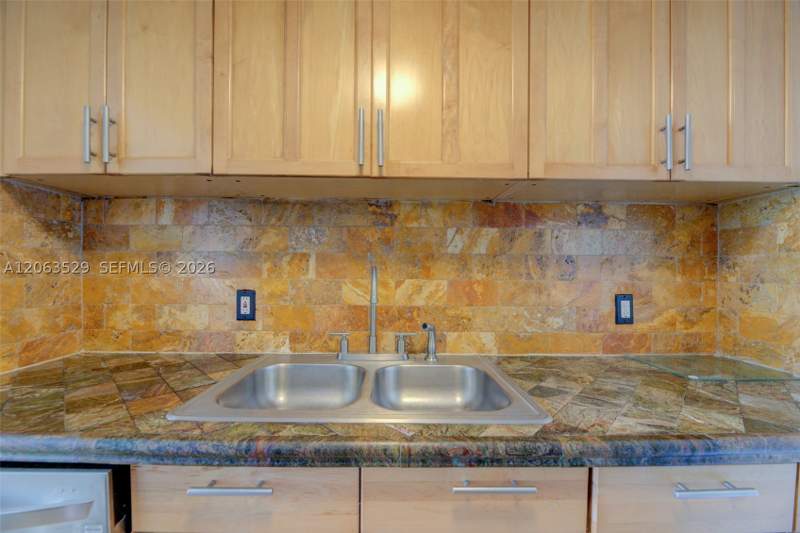 2 bedroom Condominium at 2350 NE 135th St 1503, Vecino Del Mar Condo, North Miami — photo 4