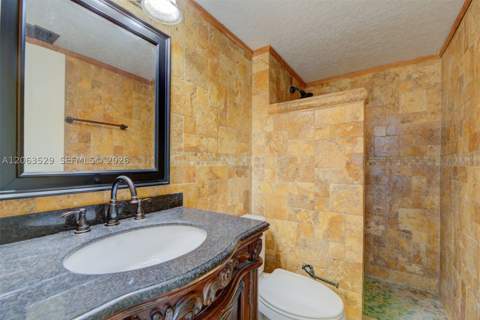 2350 NE 135th St 1503, North Miami FL - photo 8 of 14
