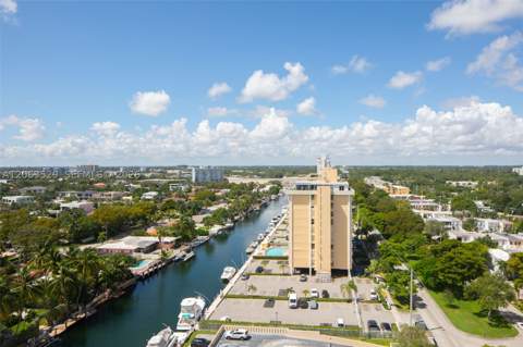 2350 NE 135th St 1503, North Miami FL - photo 9 of 14