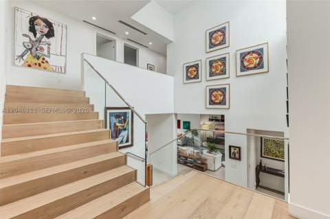 445 Ridgewood Rd, Key Biscayne FL - photo 17 of 35